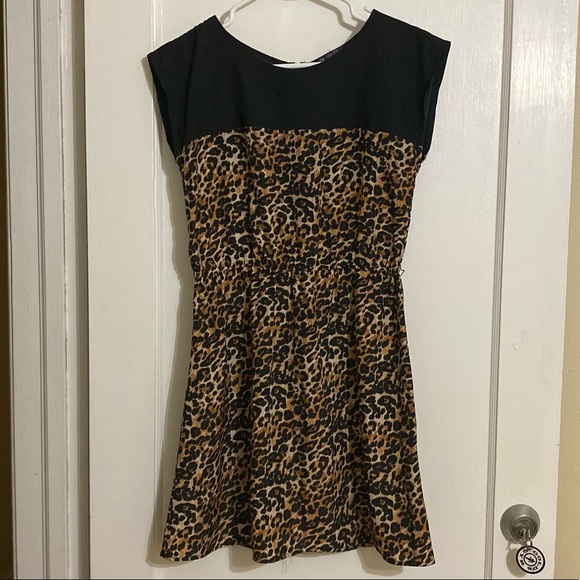 Leopard Print Dress - Picture 2 of 7